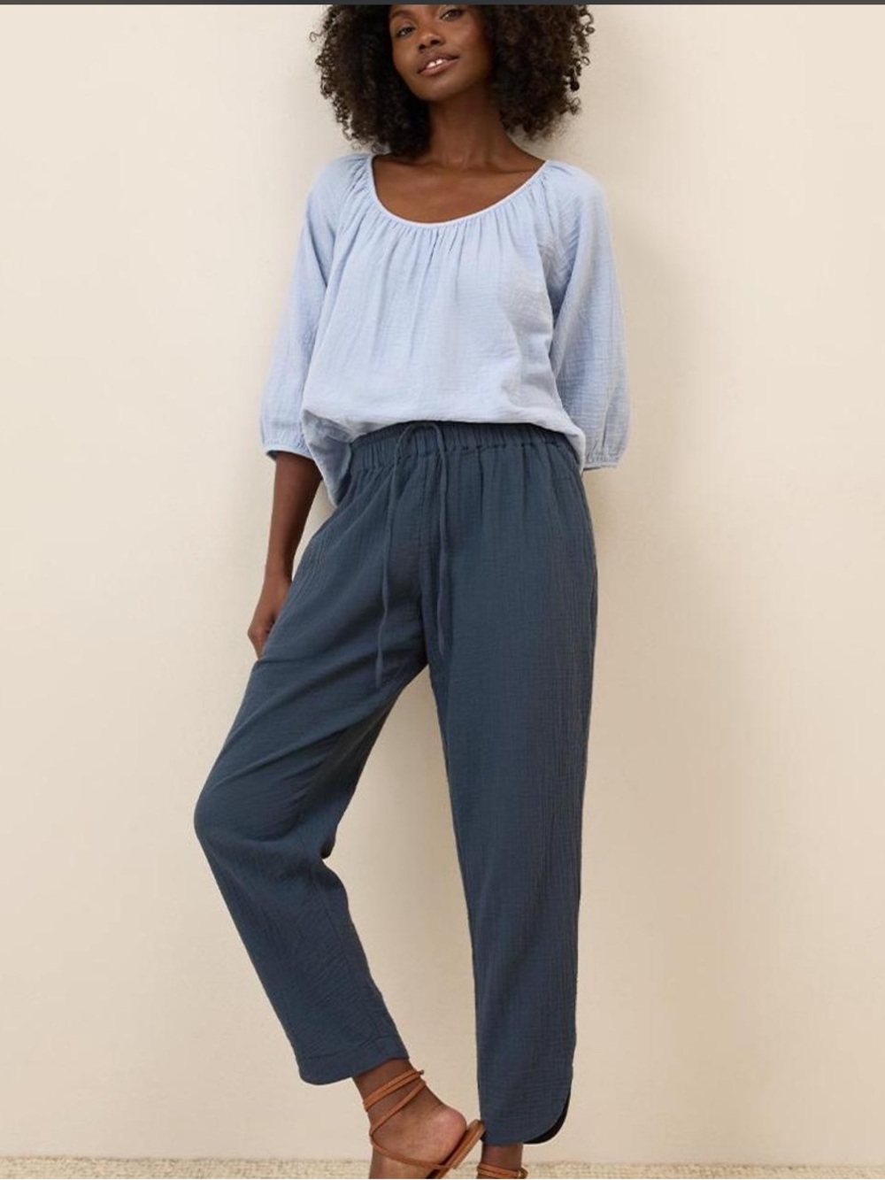 Women's Coastal Double Gauze Tapered Pull-On Pant - Picture 2 of 5